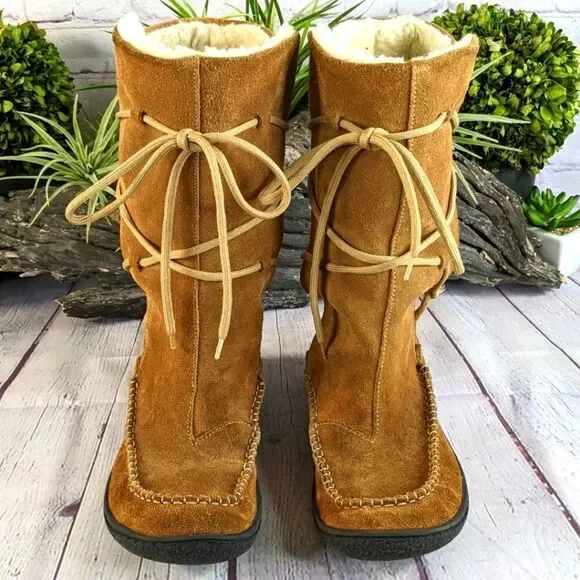 Tsonga Fleece Lined Leather Moc Style Boots - Picture 2 of 9